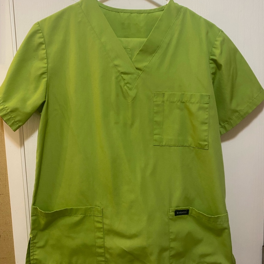 Scrub Sets. - image 2